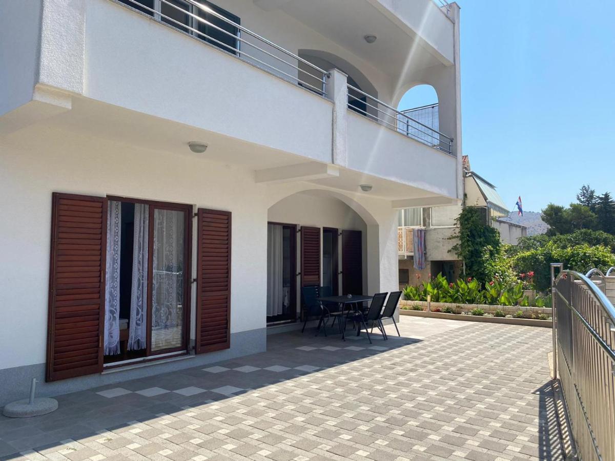 Apartmani Anita Zaboric Exteriör bild